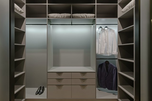 An organized closet